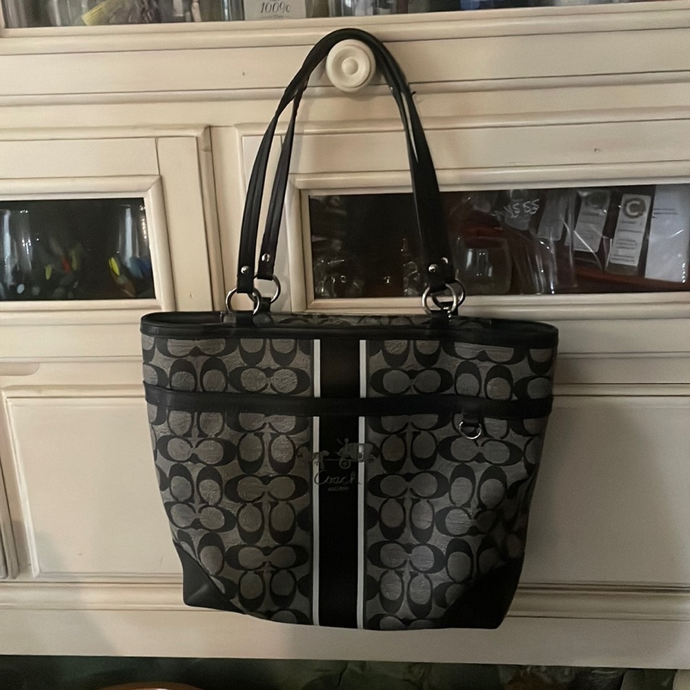 Coach Signature Coated Canvass Bag in Black